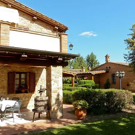 Casa di campagna Podere Bello Castiglione del Lago